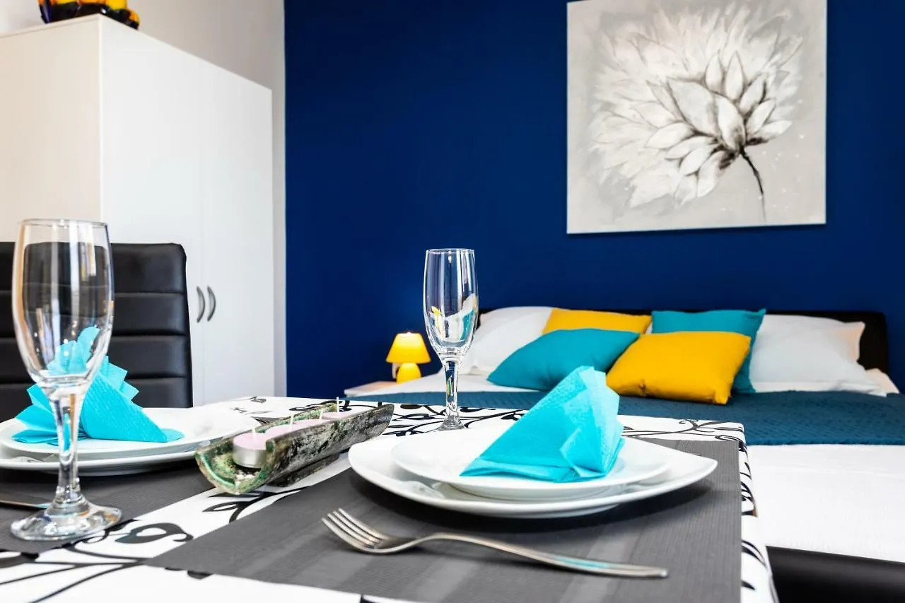 Studio Apartments Gilda Baška